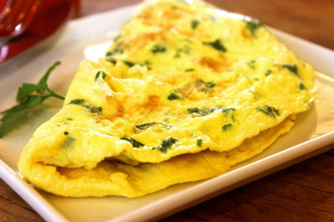 Omelette er eggjaréttur sem er leyfður fyrir sjúklinga með brisbólgu